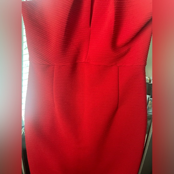 Be a 🔥smoke show🔥 in this red dress! - Picture 2 of 6